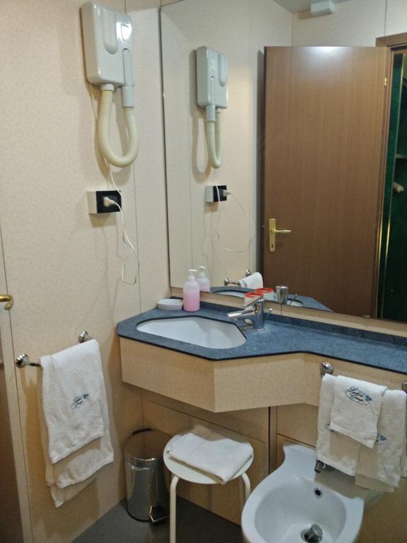 Hotel Suisse Gênes Chambre photo
